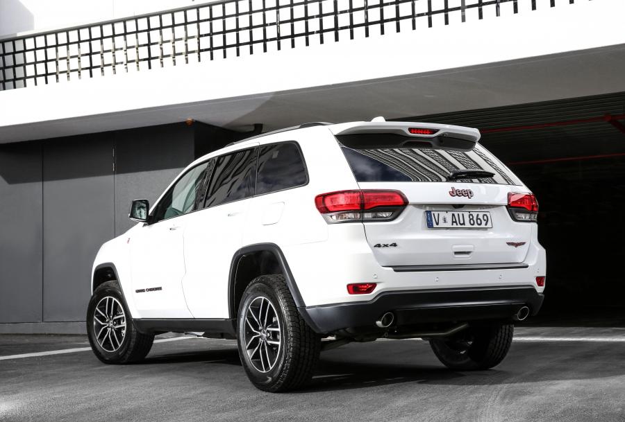  Jeep Grand Cherokee Trailhawk 2017 года  (AU) (фото 25 из 40)